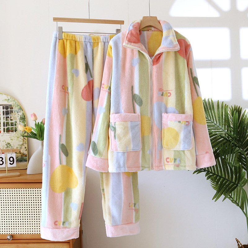 Women’s Loose Flannel Fleece-lined Loungewear Suit